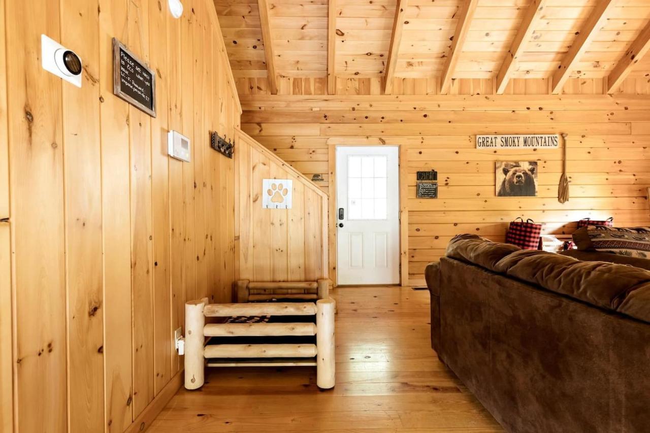 Smoky Mtn Hideaway - Cabin W/ Hot Tub & Pool Table Βίλα Sevierville Εξωτερικό φωτογραφία