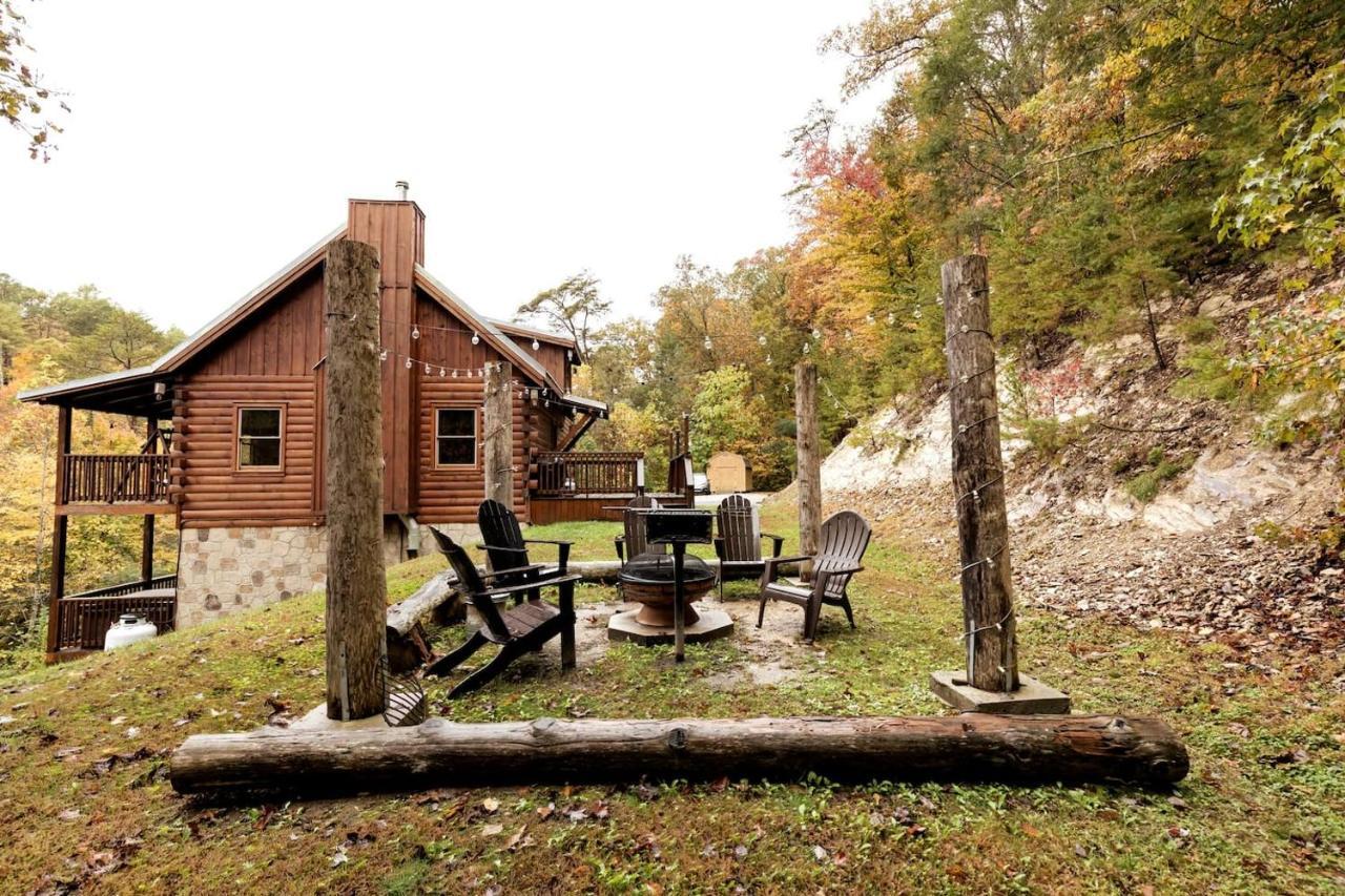 Smoky Mtn Hideaway - Cabin W/ Hot Tub & Pool Table Βίλα Sevierville Εξωτερικό φωτογραφία